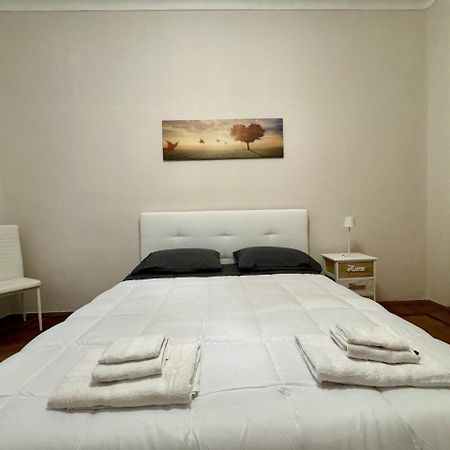 6 Posti Letto Vicino Al Centro Apartment ตูริน ภายนอก รูปภาพ